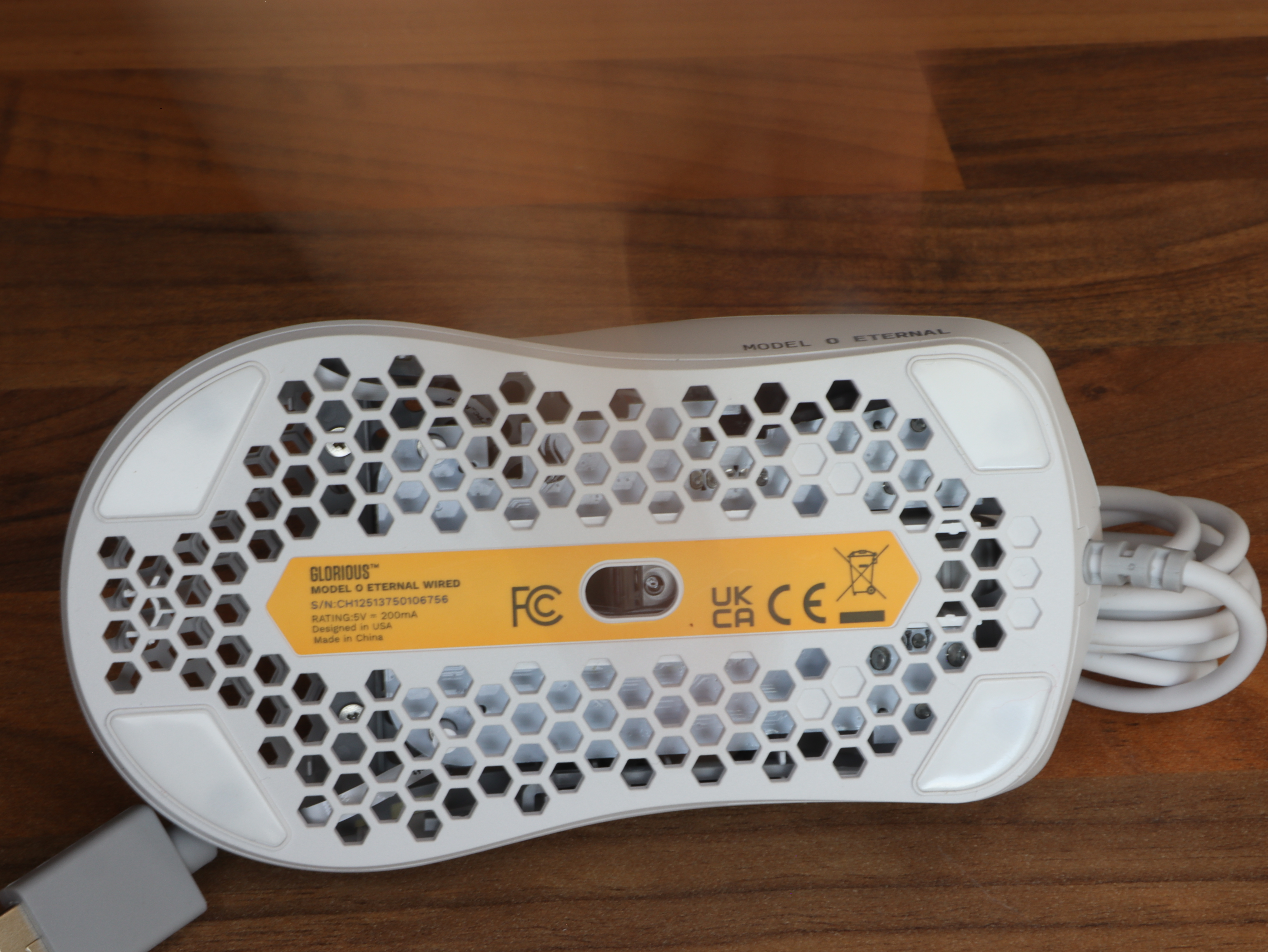 Glorious mechanical 80M mouse gaming optical honeycomb Model O Eternal Core UPE Low weight lightest RGB.JPG